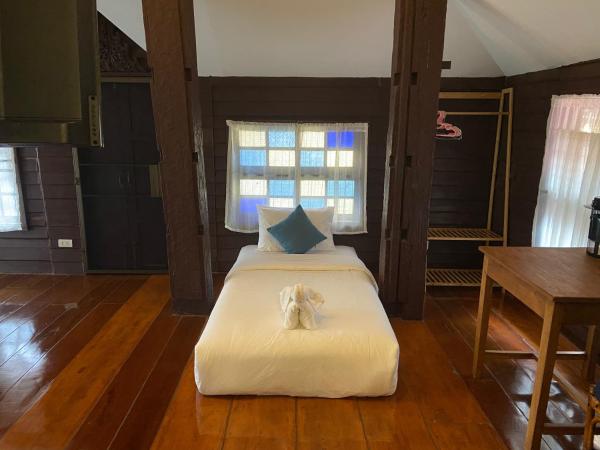 DONPIN8-Timeless House Chiang Mai : photo 9 de la chambre maison 2 chambres