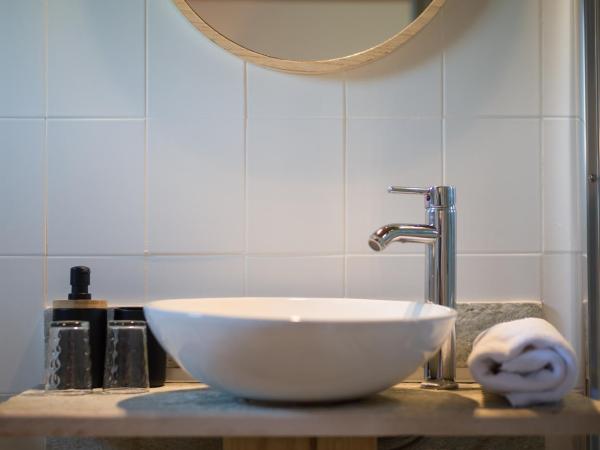 Hôtel - Restaurant U Santu Petru : photo 5 de la chambre chambre double standard