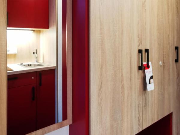 Plaza Hotel & Living Frankfurt : photo 7 de la chambre chambre double deluxe