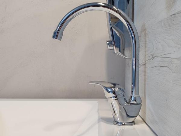 GIAMBATTISTA HOUSE BARI : photo 7 de la chambre chambre triple avec salle de bains privative