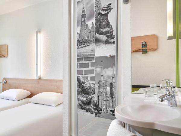 ibis budget Wrocław Południe : photo 1 de la chambre chambre lits jumeaux standard