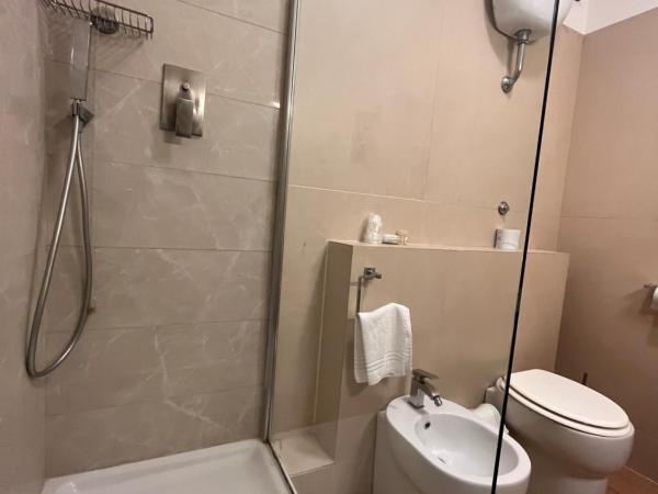 Napolit'amo Hotel Principe : photo 10 de la chambre chambre double ou lits jumeaux deluxe avec balcon