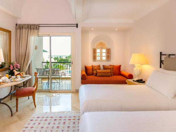 The Residence Tunis : photo 4 de la chambre chambre double deluxe - vue sur mer