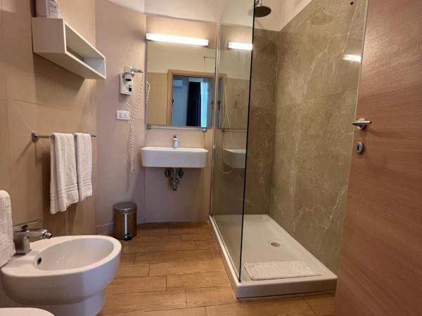 Napolit'amo Hotel Principe : photo 4 de la chambre chambre double ou lits jumeaux standard