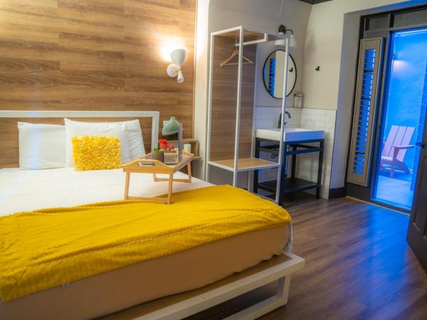 Amsterdam Hostel : photo 1 de la chambre chambre lit queen-size de luxe avec terrasse