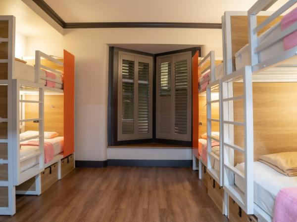 Amsterdam Hostel : photo 9 de la chambre lit dans dortoir pour femmes de 6 lits avec salle de bains privative