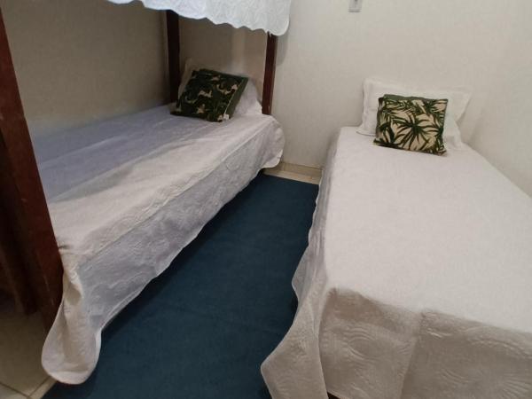 Hostel Palma de Leão : photo 4 de la chambre lit simple dans dortoir pour femmes