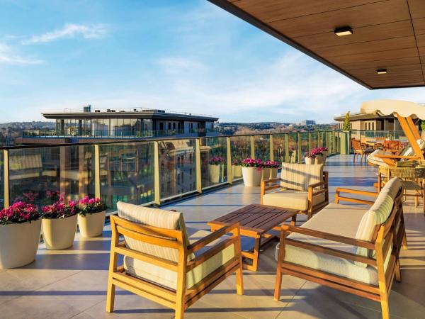 Movenpick Living Istanbul Camlivadi : photo 3 de la chambre penthouse royal