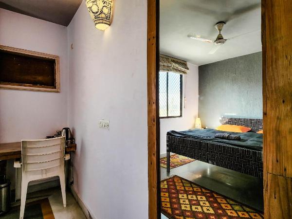 JHouse near Bhikaji : photo 6 de la chambre chambre double deluxe