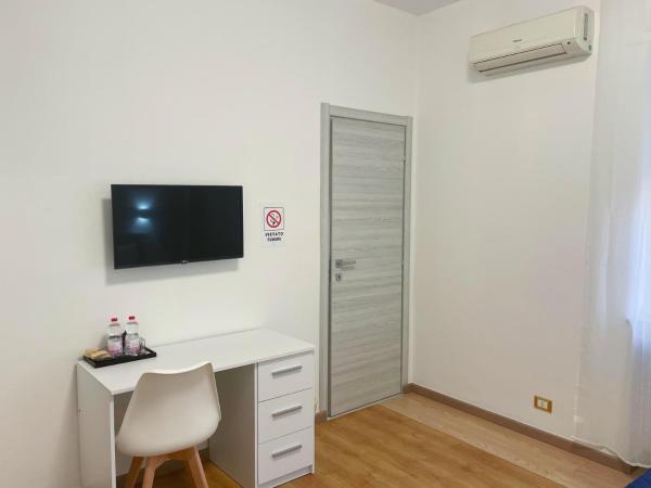 Nuovo Confortini Rooms SUNDAY : photo 3 de la chambre chambre lits jumeaux