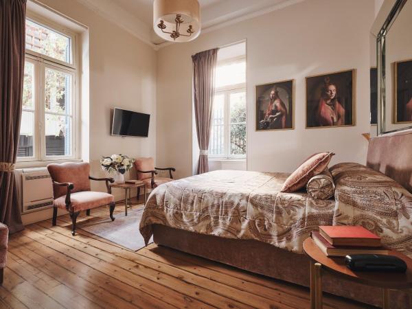 Bohemian Suites Athens : photo 3 de la chambre chambre lit king-size deluxe