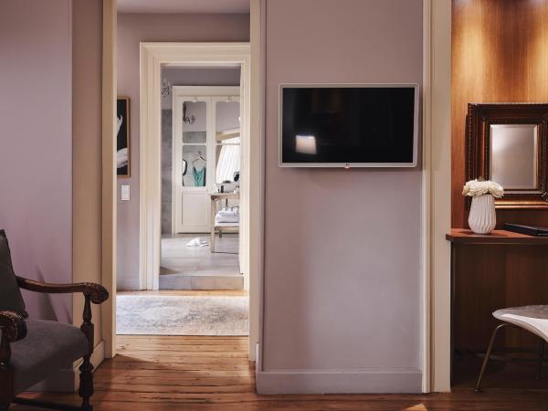 Bohemian Suites Athens : photo 10 de la chambre suite - vue sur jardin