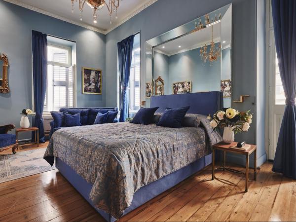 Bohemian Suites Athens : photo 3 de la chambre suite lit king-size avec balcon