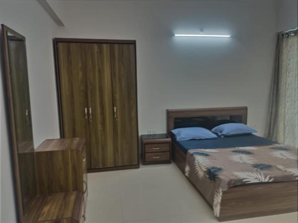 Royal Nest - Luxury Stay : photo 5 de la chambre chambre lit king-size deluxe