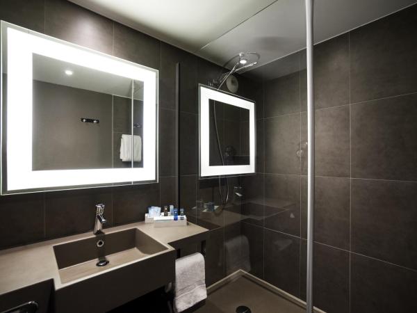 Novotel Gent Centrum : photo 1 de la chambre chambre standard lit queen-size