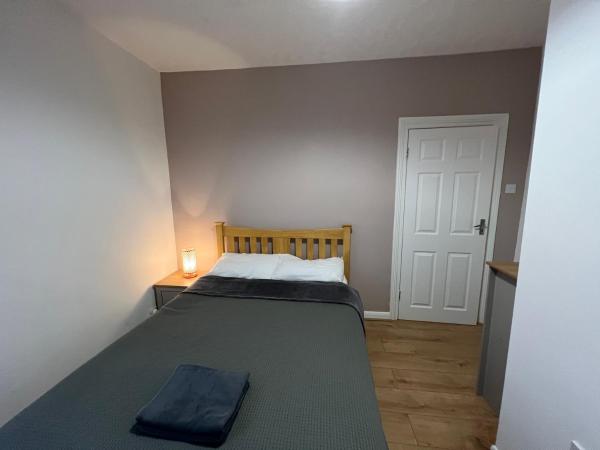 Private Rooms in Victorian House, Forest Hill, London : photo 5 de la chambre chambre double avec salle de bains privative
