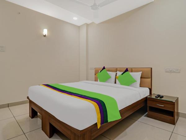 Treebo Virat Residency, US Consulate : photo 2 de la chambre chambre double standard