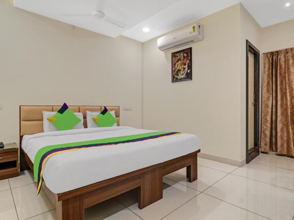 Treebo Virat Residency, US Consulate : photo 1 de la chambre chambre double standard