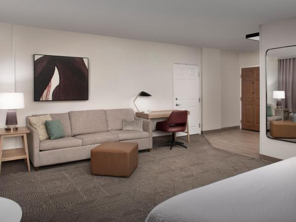 Staybridge Suites San Antonio Airport, an IHG Hotel : photo 3 de la chambre suite studio avec lit king-size non-fumeurs