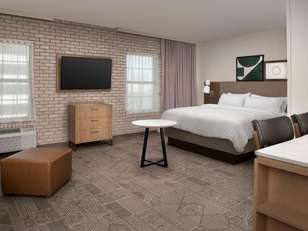Staybridge Suites San Antonio Airport, an IHG Hotel : photo 2 de la chambre suite studio avec lit king-size non-fumeurs