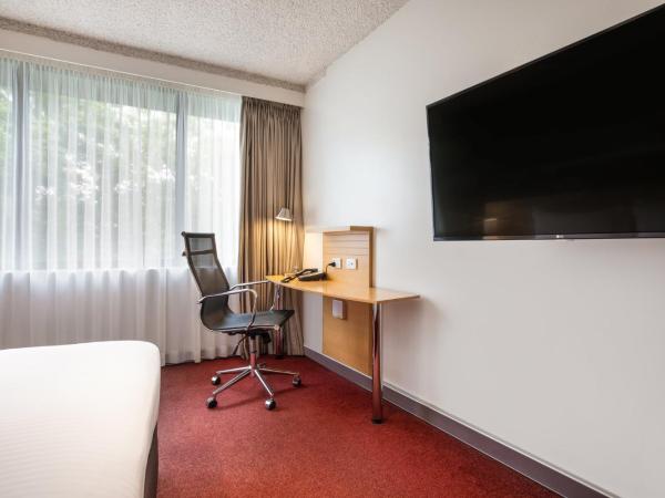 Holiday Inn Melbourne Airport, an IHG Hotel : photo 4 de la chambre hébergement standard avec 1 lit queen-size - accessible aux personnes à mobilité réduite