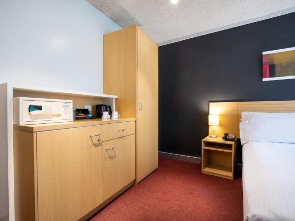 Holiday Inn Melbourne Airport, an IHG Hotel : photo 5 de la chambre hébergement standard avec 1 lit queen-size - accessible aux personnes à mobilité réduite
