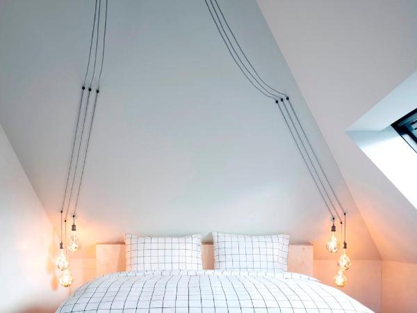 The Lubo - self check-in : photo 9 de la chambre chambre double design supérieure et kitchenette