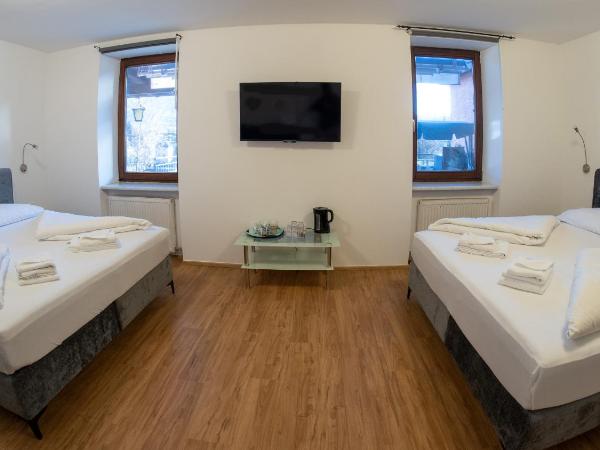 B&B Hotel Heimgartl : photo 3 de la chambre chambre quadruple