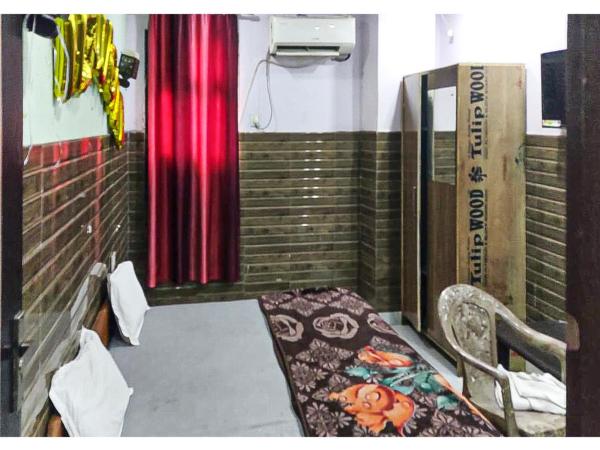 Toran Guest House By WB Inn : photo 1 de la chambre chambre double Économique