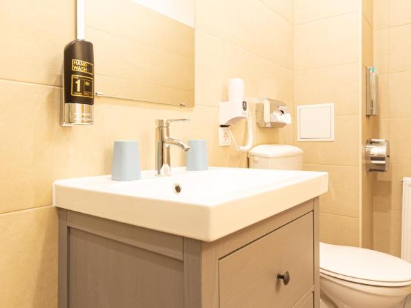 Hotel Klimt : photo 3 de la chambre chambre quadruple