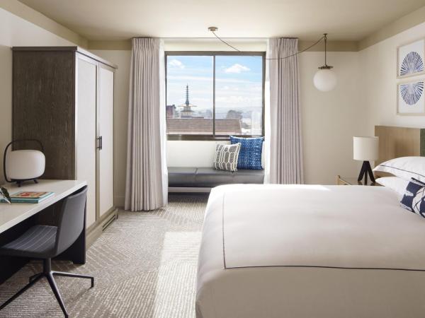 Kimpton Hotel Enso, an IHG Hotel : photo 3 de la chambre chambre lit king-size essentielle - vue sur ville