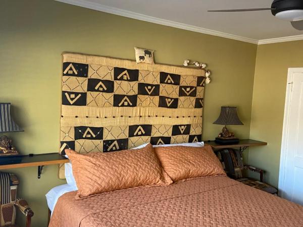 Cozy comfortable PRIVATE BEDROOMS : photo 9 de la chambre chambre double avec salle de bains privative extérieure