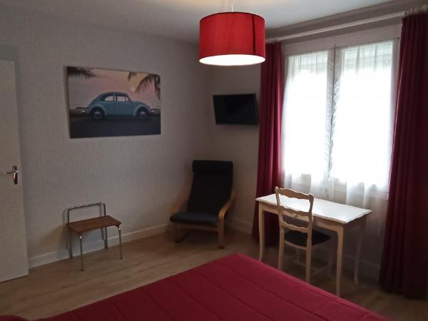 Hôtel La Résidence : photo 6 de la chambre chambre double avec douche