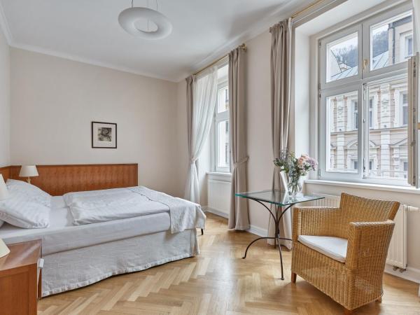 Hotel Palatin : photo 1 de la chambre chambre double supérieure