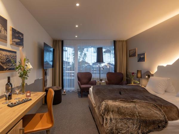 Sunstar Hotel & SPA Grindelwald : photo 1 de la chambre chambre double avec balcon