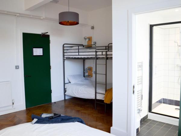 The Bristol Wing : photo 4 de la chambre chambre familiale