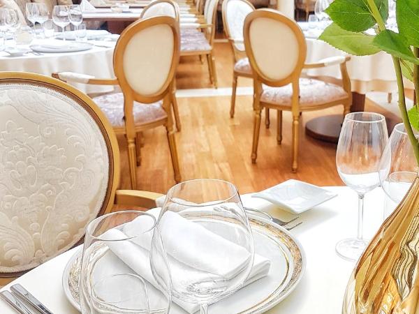 Hotel Le Premier : photo 5 de la chambre special offer - summer breeze package with dinner 