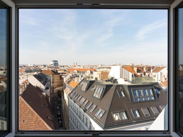 Holiday Inn Vienna City, an IHG Hotel : photo 2 de la chambre chambre king standard avec vue sur ville