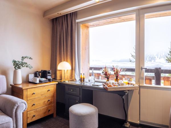 Grand Hôtel Courchevel 1850 : photo 4 de la chambre chambre double avec balcon