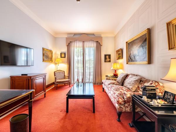 Pestana Palace Lisboa Hotel & National Monument - The Leading Hotels of the World : photo 7 de la chambre suite - vue sur jardin