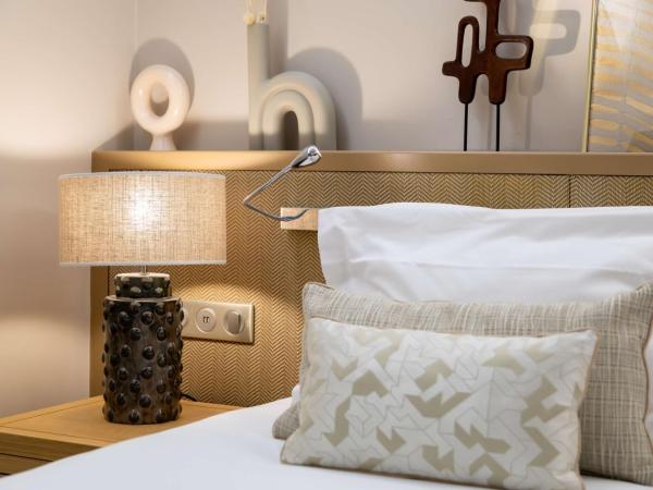 Hotel Camille Paris Tapestry Collection by Hilton : photo 2 de la chambre suite signature