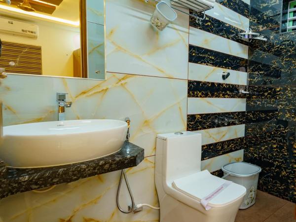 MARINA SUITES AIRPORT HOTEL : photo 2 de la chambre chambre double deluxe