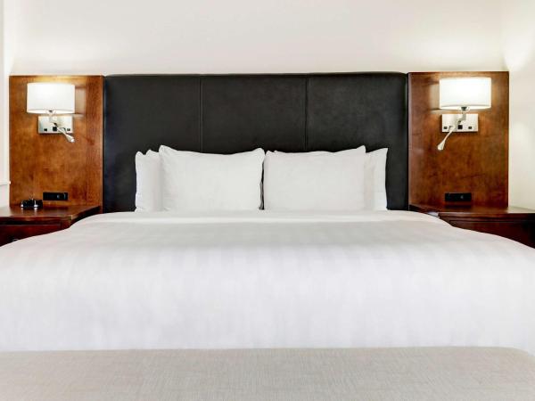 Best Western Plus Downtown Inn & Suites : photo 3 de la chambre chambre lit king-size