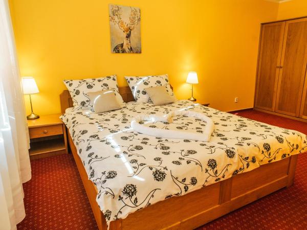 Penzion Lhotka : photo 8 de la chambre chambre double avec terrasse