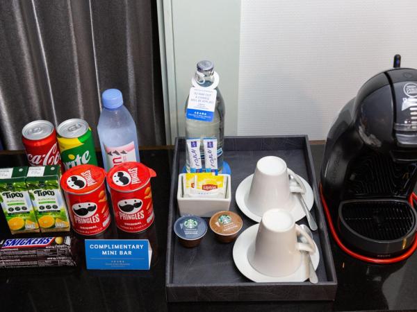 Grand China Bangkok : photo 3 de la chambre suite avec jacuzzi et balcon