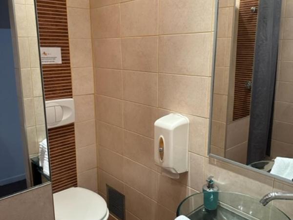 Hôtel Du Midi : photo 2 de la chambre chambre double Économique