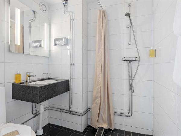 Centric Hotel : photo 4 de la chambre chambre double