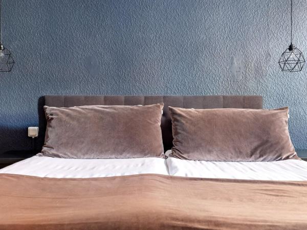 Centric Hotel : photo 2 de la chambre chambre quadruple