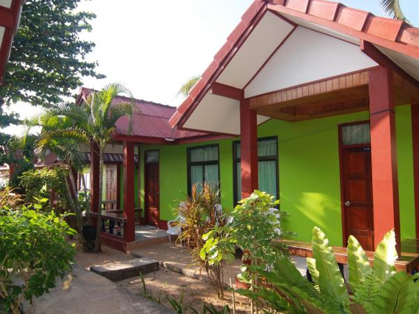 Nature Beach Resort, Koh Lanta : photo 1 de la chambre bungalow standard avec climatisation