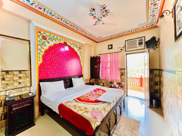 Hotel Moon Light Palace : photo 1 de la chambre chambre double super deluxe